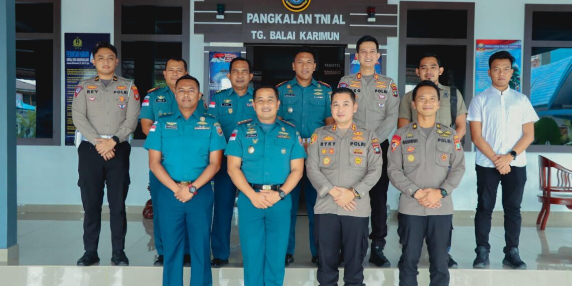 Jalin Sinergitas TNI Polri, Kapolres Karimun Kunjungi Lanal Tg. Balai Karimun