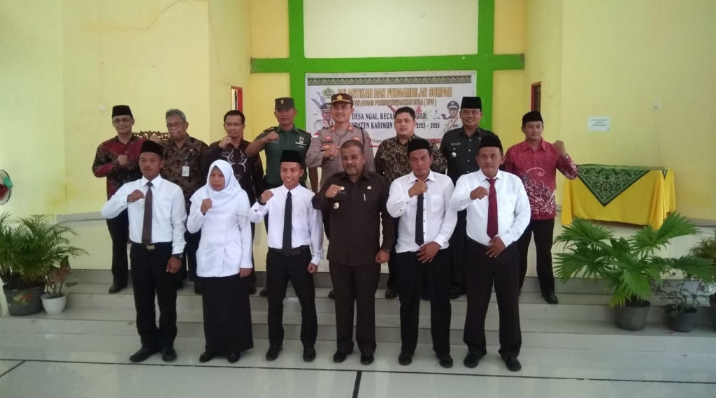 Bupati Karimun Lantik Pengurus Badan Permusyawaratan Desa Ngal
