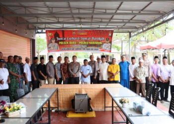 Jumat Curhat, Kapolres Karimun Sambangi Masyarakat Pulau Buru