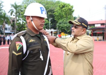 Bupati Karimun Pimpin Apel Gelar Pasukan Ops Ketupat Seligi 2023