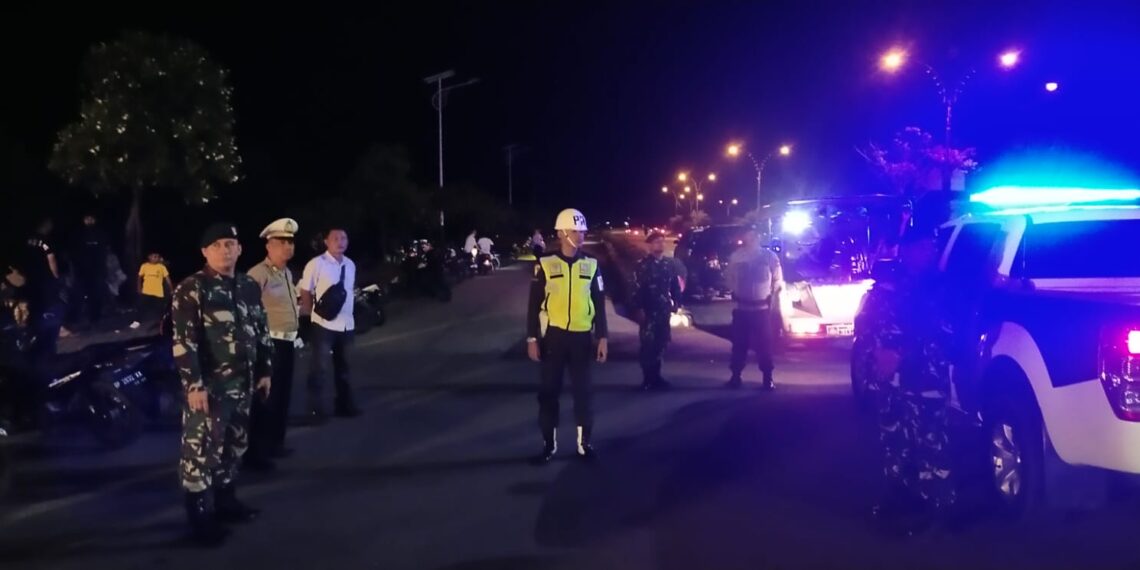 Sinergitas TNI dan Polres Karimun Patroli Amankan Karimun