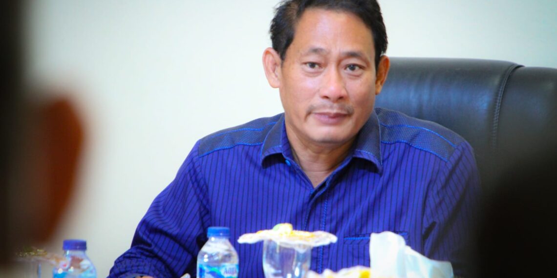 Pekerjaan Proyek Jalan Pengerasan Diduga Asal Jadi Anggota DPRD Lingga Meradang