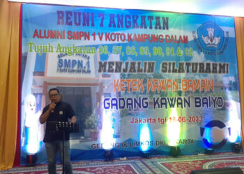 7 Angkatan SMPN 1 V Koto Kampung Dalam Gelar Reuni di Jakarta