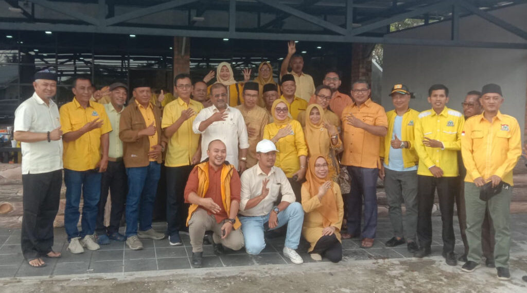 Aunur Rafiq Beri Bekal Caleg Karimun, Kerja Sama Layaknya Keluarga