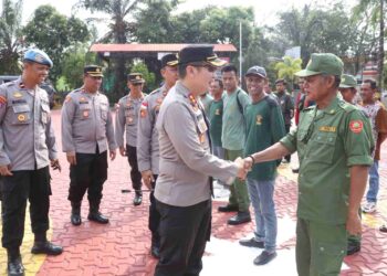 Persiapan Pengamanan Pemilu 2024, Kapolres Karimun Pimpin Apel Sat Linmas