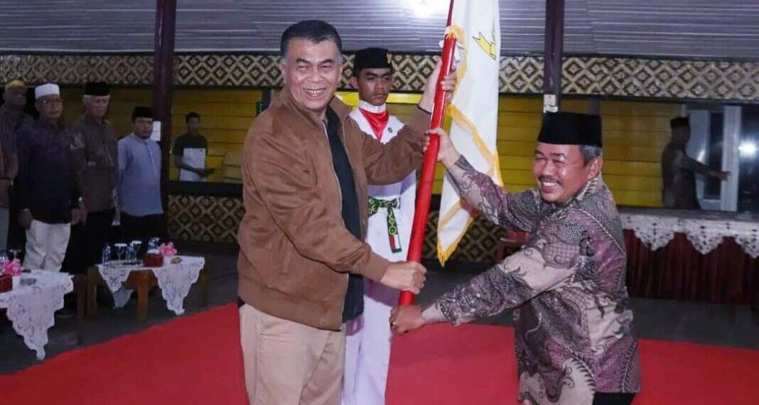 Bupati Natuna Wan Siswandi Lantik Pengurus IWKN Periode 2023-2028