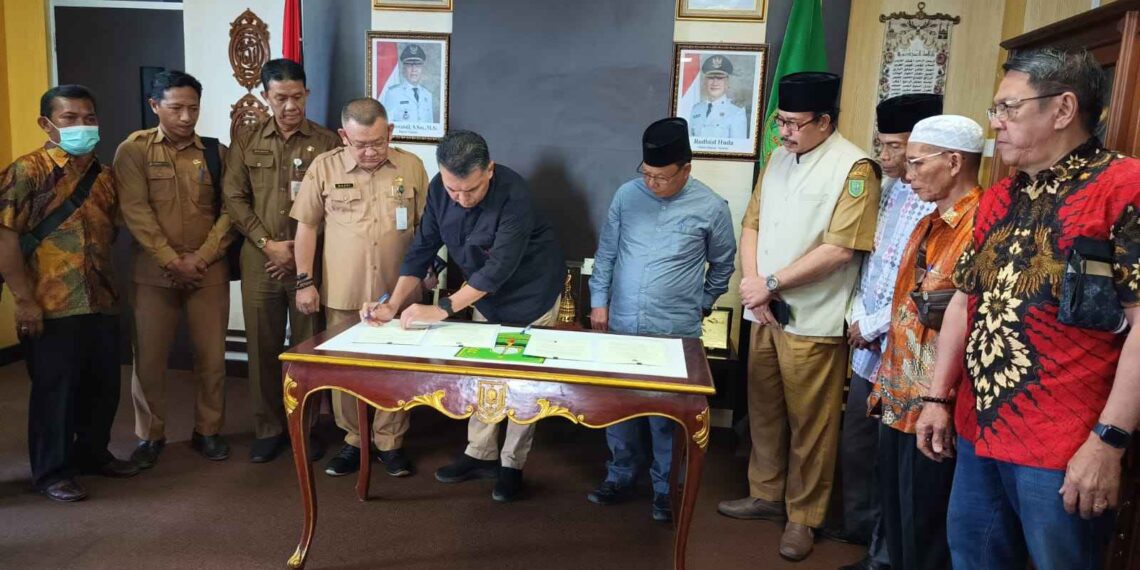 Pemda Natuna Hibah Lahan untuk FKUB, Bupati: Jaga Kebersamaan dan Keragaman di Natuna