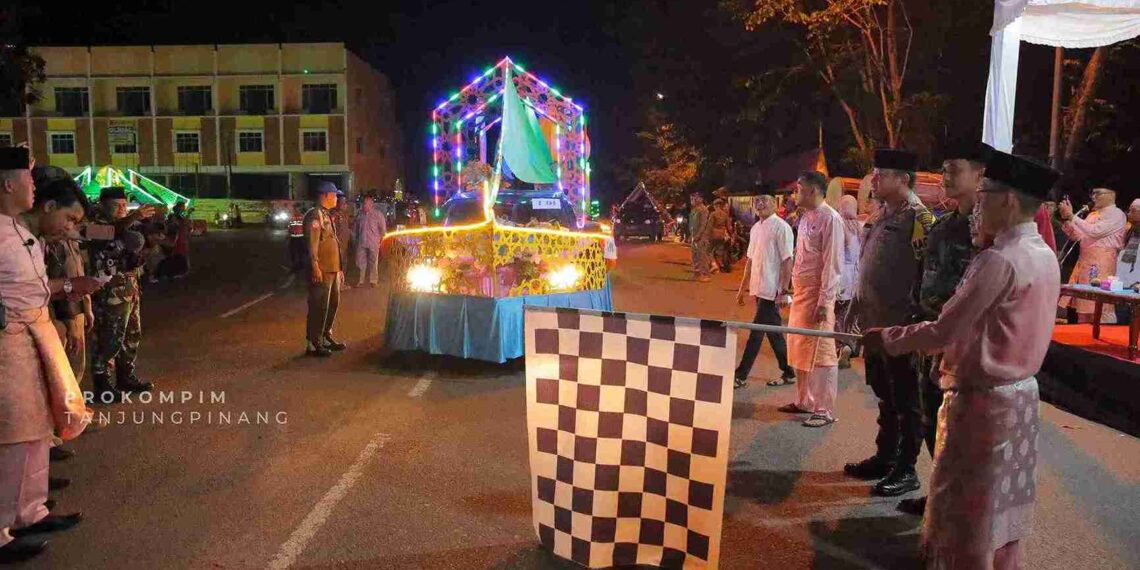 Semarak Malam Takbiran Idul Fitri 1445 H, Hasan Lepas 130 Peserta Pawai Takbir