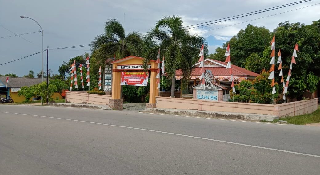 Kelurahan Tebing Bahu Membahu Sponsori Lomba Permainan Rakyat Meriahkan HUT ke-79 RI