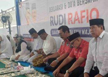 Antusiasme Ribuan Masyarakat Hadiri Doa Bersama Jelang HMR-AuRa Daftarkan Diri ke KPU Kepri