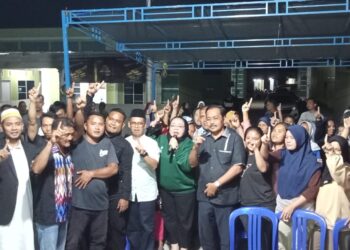 Kampanye Dialogis Dengan Warga Gladiola 5 dan 6, Pasangan IsRock Beberkan Program Unggulan