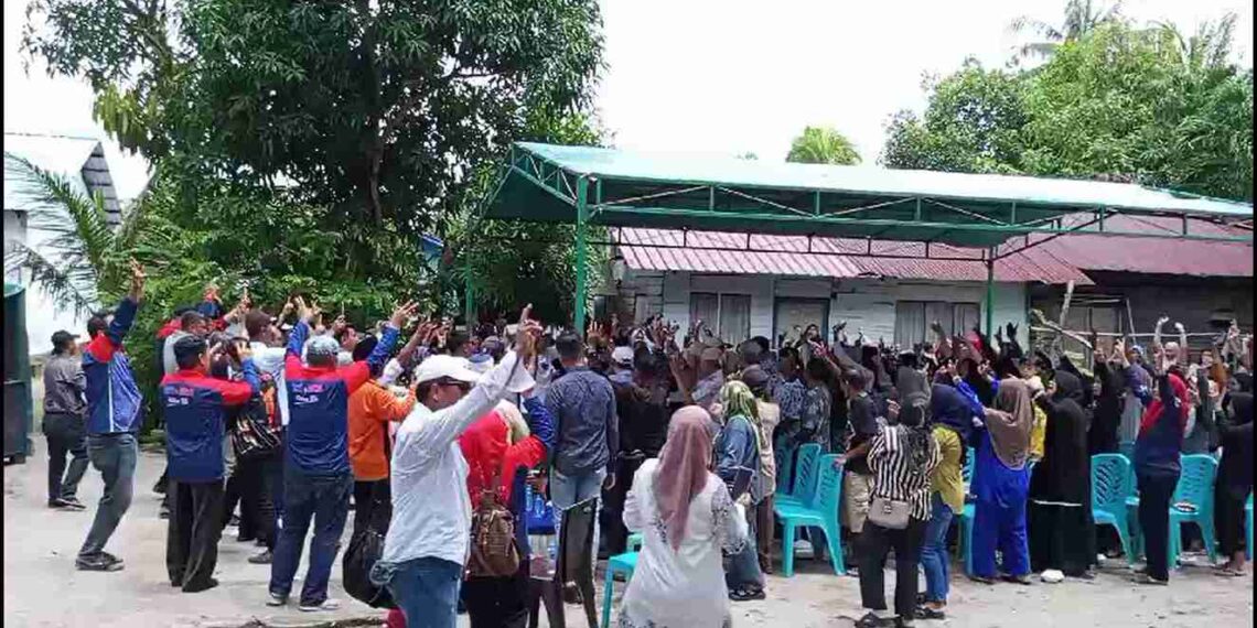 Dimeriahkan Orgen Tunggal, Kampanye HMR BerAura di Lubuk Semut Penuh Semangat