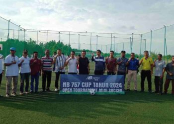 Paslon IsRock Dampingi Ansar di Pembukaan Turnamen Mini Soccer NB 757 Cup