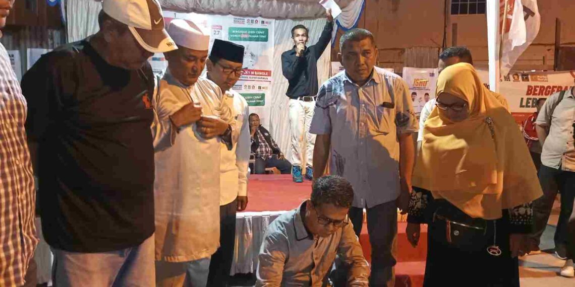 Warga Kampung Padi dan IsRock Tandatangani Kontrak Politik Demi Raih Kemenangan Gemilang