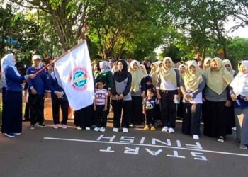 HUT ke-79 PGRI di Tanjungpinang Kota Dimeriahkan Dengan Jalan Santai dan Pemeriksaan Kesehatan