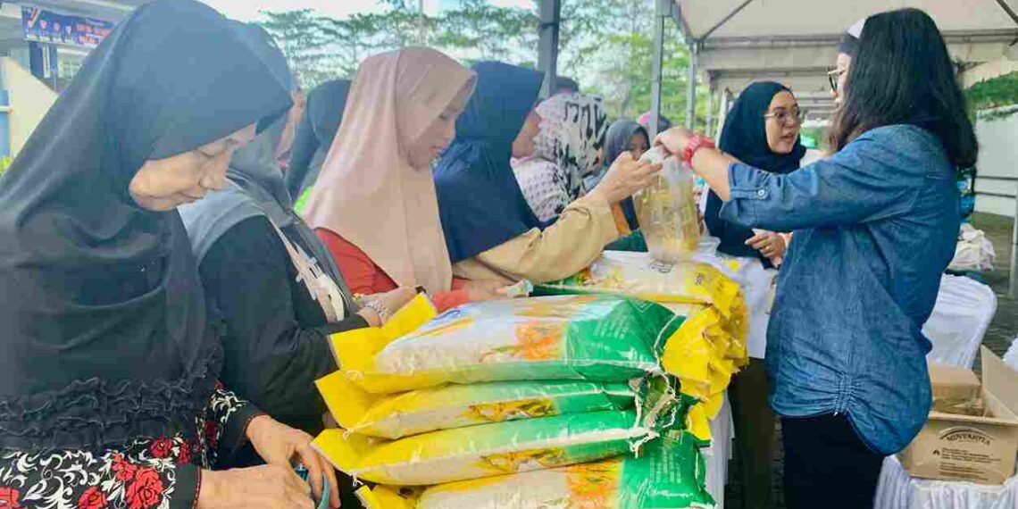 Operasi Pasar Disdagin Tanjungpinang Stabilkan Harga Sembako Jelang Natal dan Tahun Baru