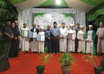 Wisuda Santri Rumah Tahfiz Al-Quran AR-Roqi Karimun Sukses, Dihadiri Tokoh Penting Kepri