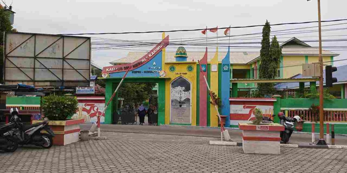 SMP Negeri 1 Karimun, Sekolah Unggulan dengan Prestasi Gemilang