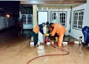 BPBD Tanjungpinang Tuntaskan Pembersihan Rumah Terdampak Banjir di Waduk Srikaton