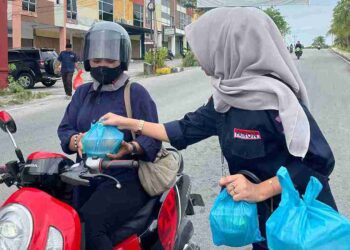 Ormas PATRON Karimun Gelar Aksi Berbagi Takjil di Bulan Ramadan