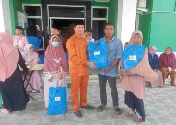 Baznas Karimun Salurkan 519 Paket Sembako untuk Kaum Dhuafa dan Fakir Miskin