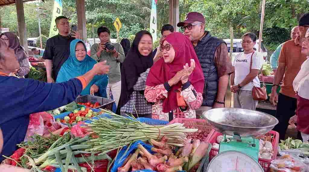 Harga Sembako Lebih Murah, Warga Serbu Bazar Pangan Murah di Tanjungpinang