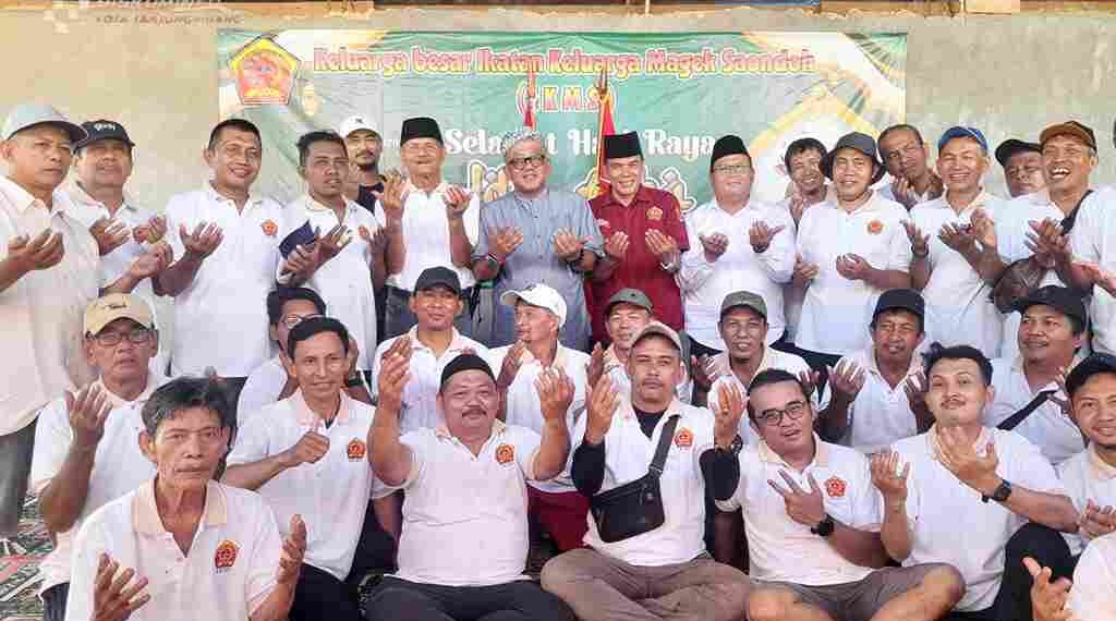 Semangat Qurban dan Kebersamaan Warnai Makan Bejamba IKMS Tanjungpinang