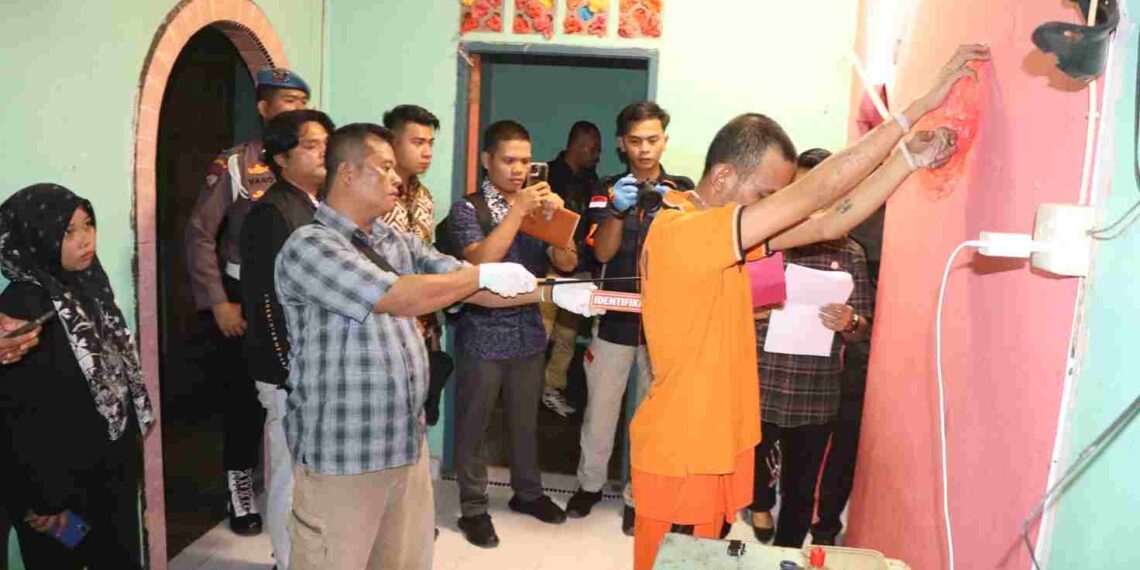 Rekonstruksi Kasus Kekerasan Anak di Karimun, Pelaku Peragakan 21 Adegan