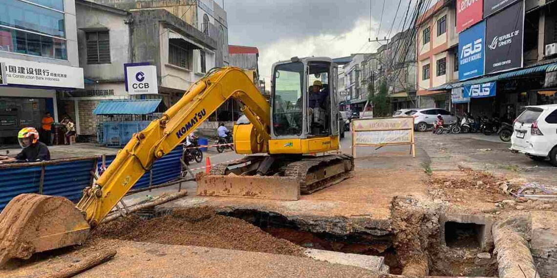 Pemprov Kepri Perbaiki 16 Titik Jalan di Tanjungpinang dan Bintan
