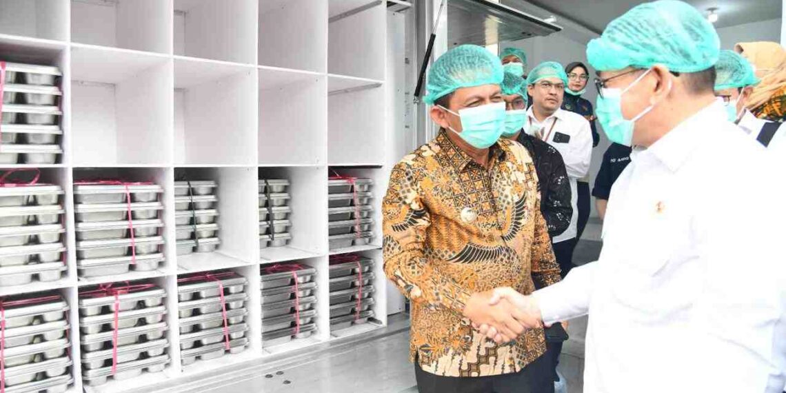 Mendag dan Gubernur Kepri Tinjau Dapur SPPG MBG di Batam