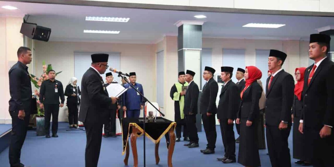 Wali Kota Tanjungpinang Lantik 13 Pejabat Fungsional
