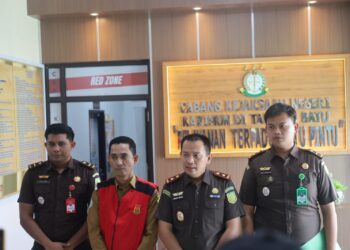 Kepala Desa Perayun Ditahan, Diduga Korupsi Dana Desa Rp500 Juta