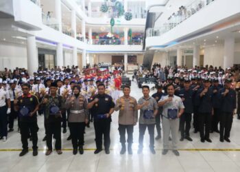Polisi Tanamkan Disiplin Sejak Dini Lewat Lomba Baris Berbaris