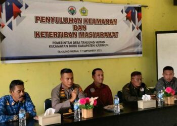 Bangun Siskamling, Polsek Buru Gencar Ajak Warga Aktif Jaga Kampung