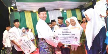 Ribuan Warga Padati Tabligh Akbar di Lingga, Menko Yusril Ajak Jaga Nilai Islam dan Kemelayuan