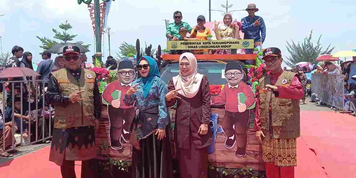 Ribuan Peserta Meriahkan Pawai Budaya HUT ke-24 Kota Tanjungpinang