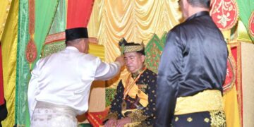 Yusril Ihza Mahendra Dianugerahi Gelar Adat Melayu “Dato’ Seri Indera Nara Wangsa”