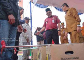 Lis Darmansyah Salurkan Bantuan Produksi, Perkuat Pangan dan Ekonomi Pesisir Tanjungpinang