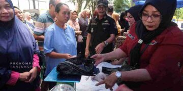 GPM Tanjungpinang Tekan Harga Pangan, Warga Serbu Pasar Murah