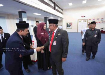 Lis Darmansyah Lantik 14 Pejabat Fungsional, Perkuat SDM Birokrasi Tanjungpinang