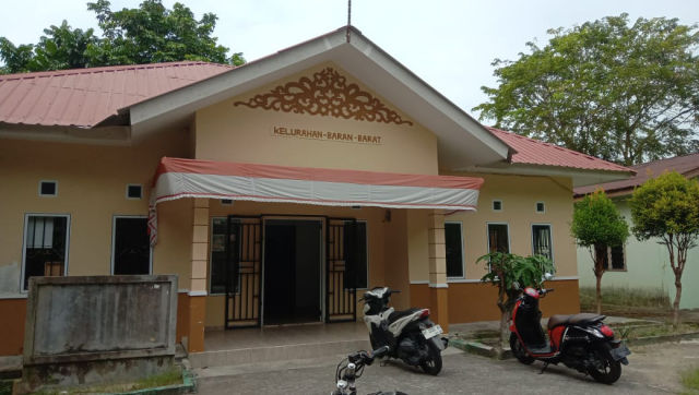 Pelayanan Kelurahan Baran Barat Diapresiasi Warga: Cepat, Tepat, dan Responsif