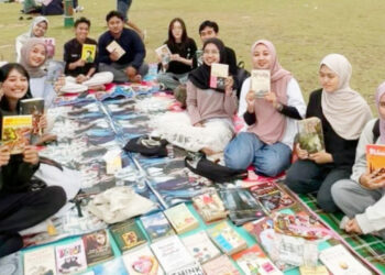 Komunitas CYL Hidupkan Ruang Baca Terbuka di Tepi Laut Tanjungpinang