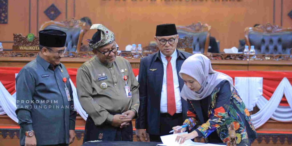 Perda Bangunan Gedung Disahkan, Pemko–DPRD Tanjungpinang Samakan Arah Regulasi