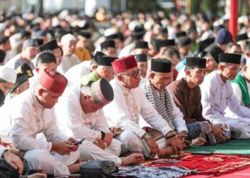 Pesan Tegas Khatib di Pamedan: Jangan Sekali-kali Durhaka kepada Orang Tua