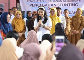 Sekolah Lansia di Bintan Jadi Ruang Bahagia Orang Tua