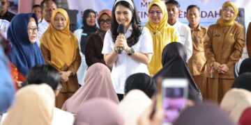 Sekolah Lansia di Bintan Jadi Ruang Bahagia Orang Tua