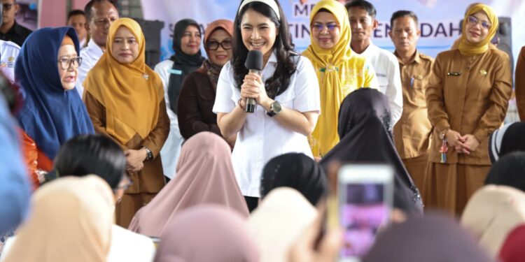 Sekolah Lansia di Bintan Jadi Ruang Bahagia Orang Tua