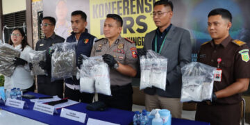 Polresta Tanjungpinang Gagalkan Peredaran Hampir 8 Kg Narkotika, Lima Tersangka Ditangkap