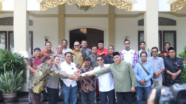 IKABSU dan Warga Teluk Air Berdamai, Pemkab Karimun-Polres Redam Potensi Konflik