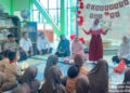 Kargo Baca Polsek Meral Bawa Buku Lebih Dekat kepada Anak-anak Karimun